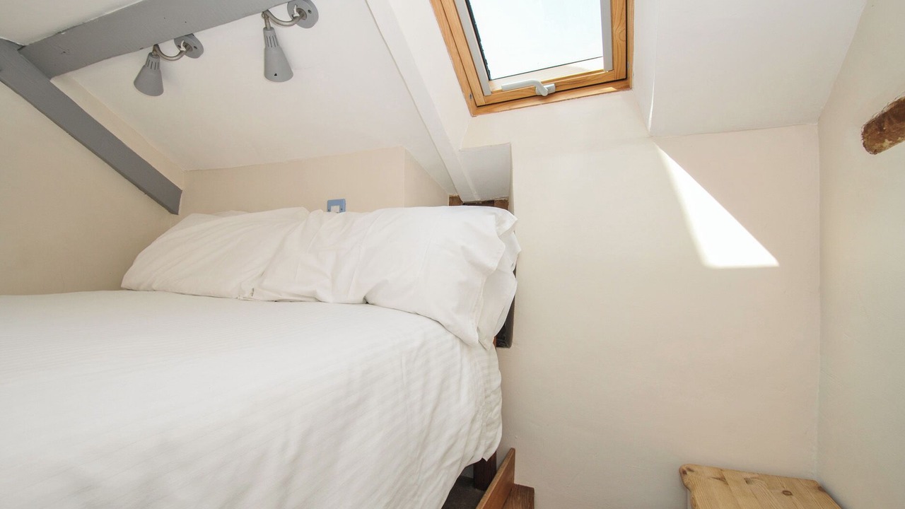 Photo of Bedroom in Quethiock