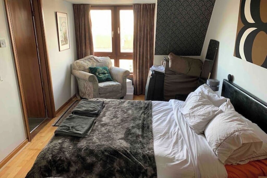 Photo of Bedroom in Finnieston