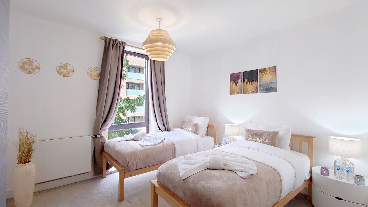 Photo of Bedroom in Poplar