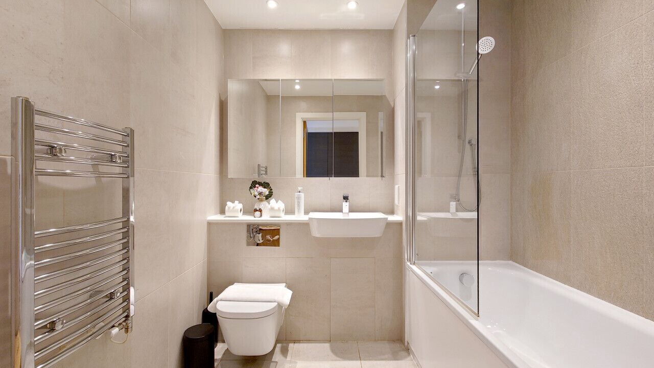 Photo of Bathroom in Poplar