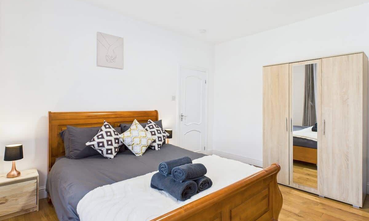 Photo of Bedroom in Wood Green