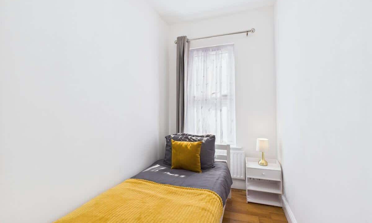 Photo of Bedroom in Wood Green