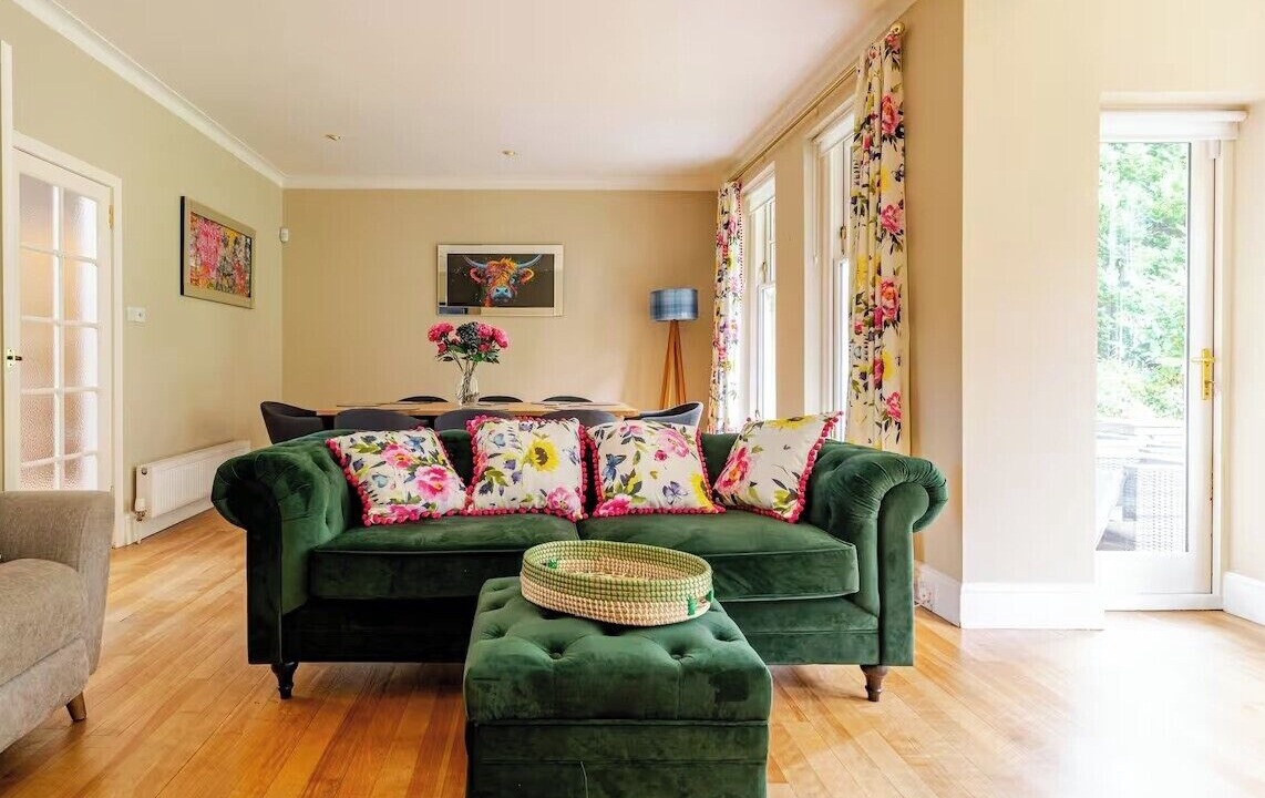Photo of Livingroom in Cramond Bridge