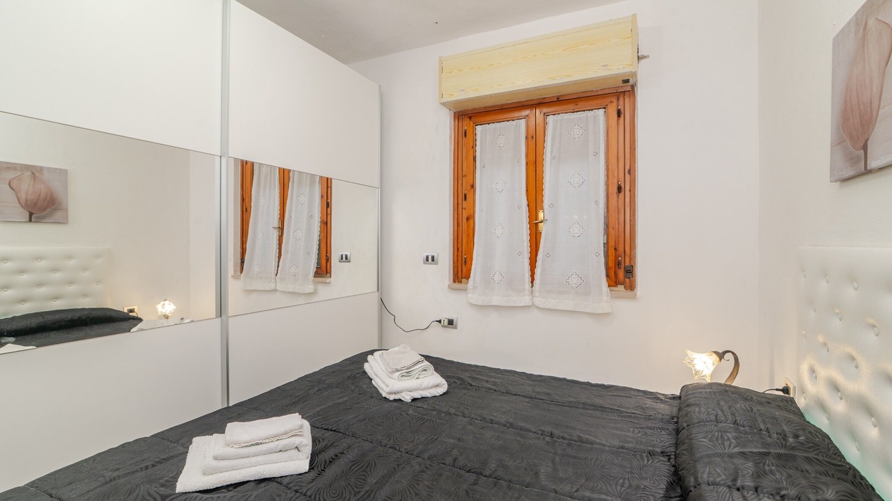 Photo of Bedroom in La Maddalena