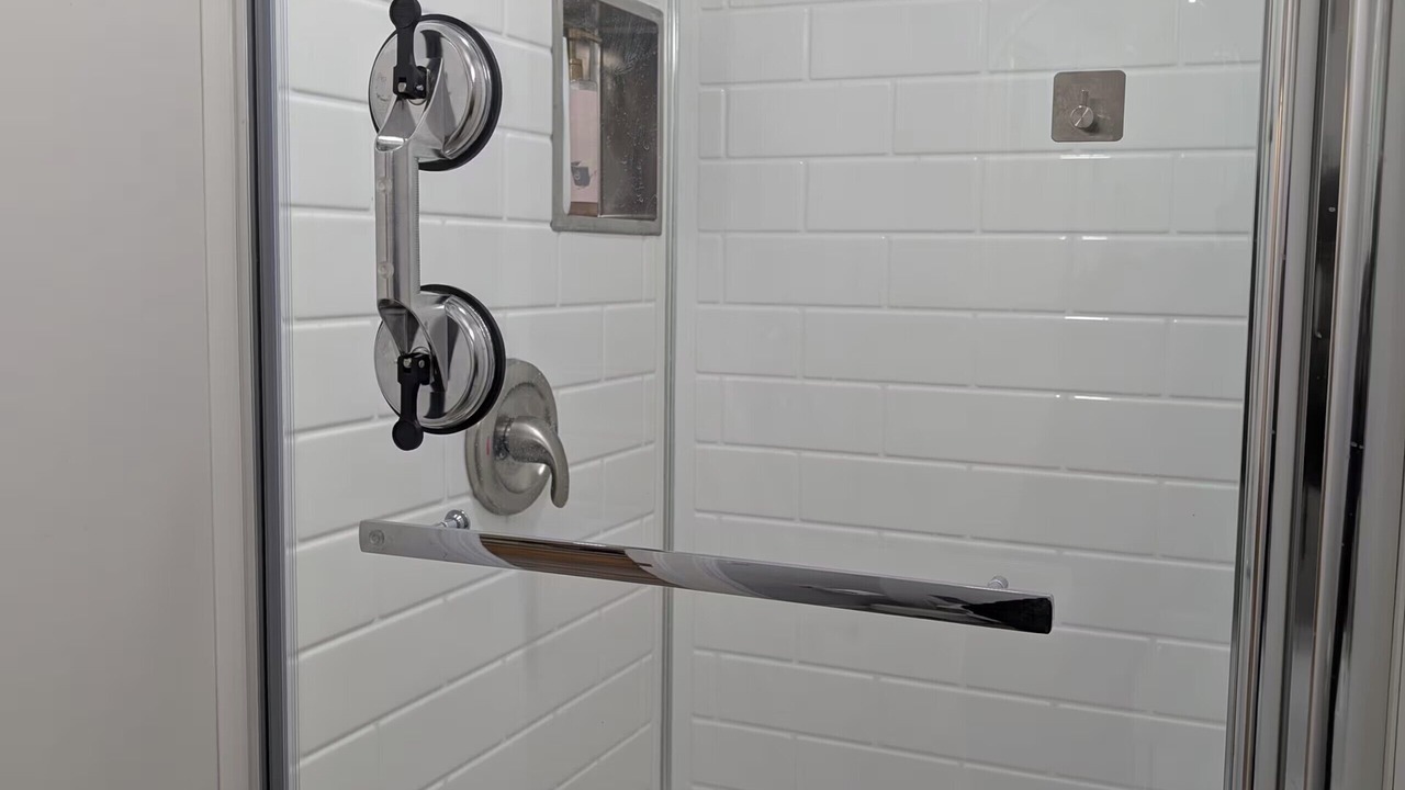Photo of Bathroom in Rosemount