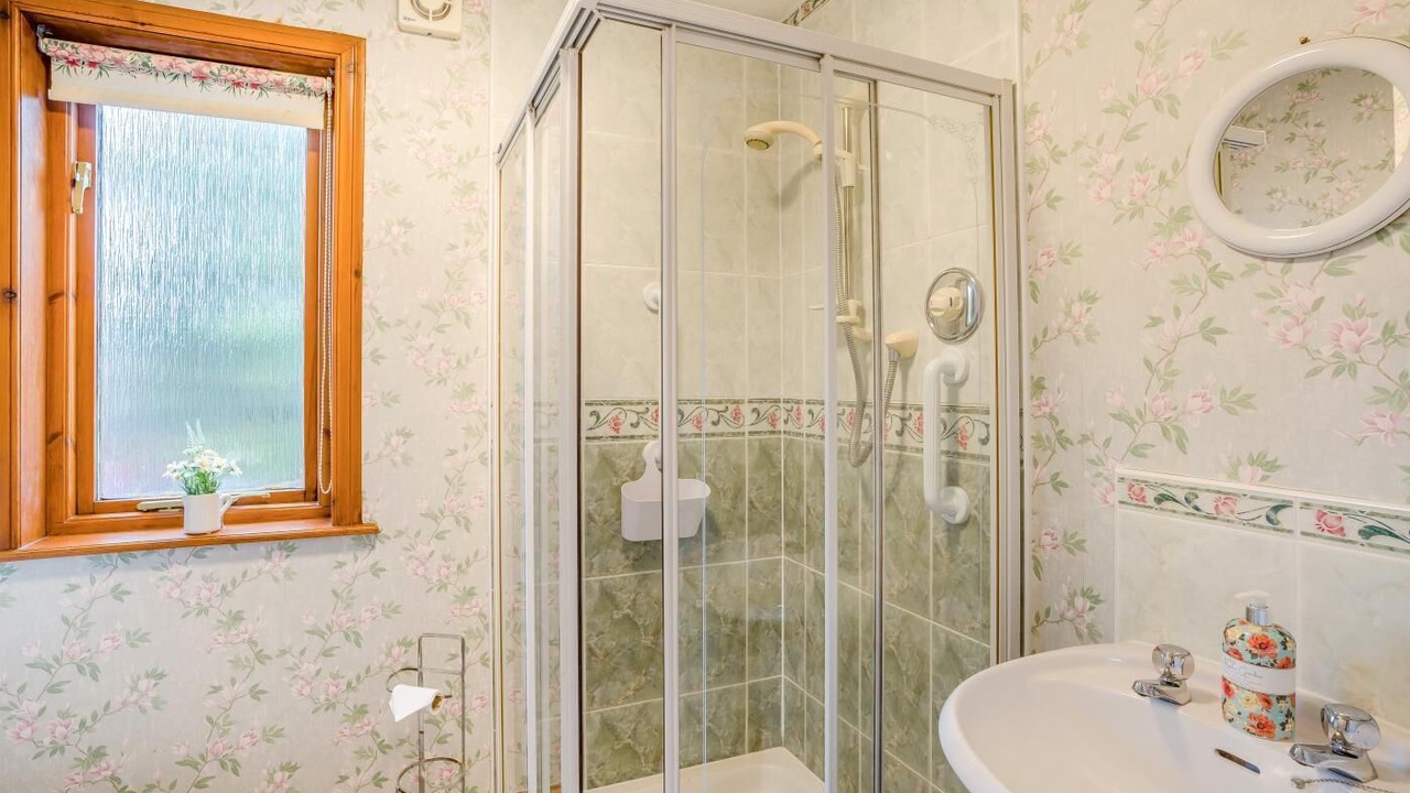 Photo of Bathroom in Saint John's Town of Dalry