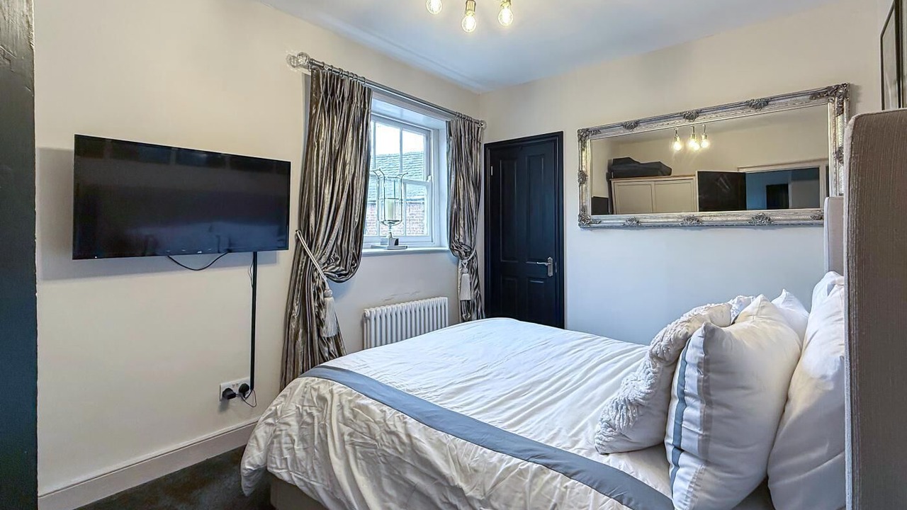 Photo of Bedroom in Lavenham