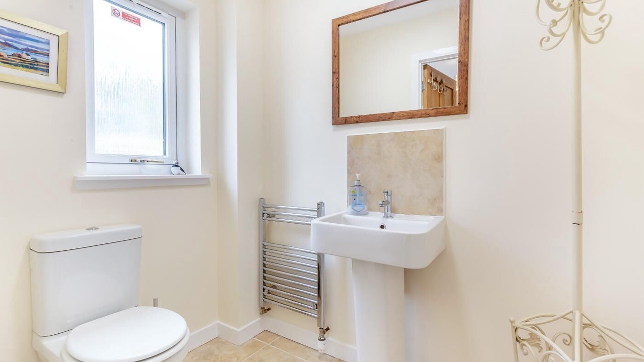 Photo of Bathroom in Poolewe