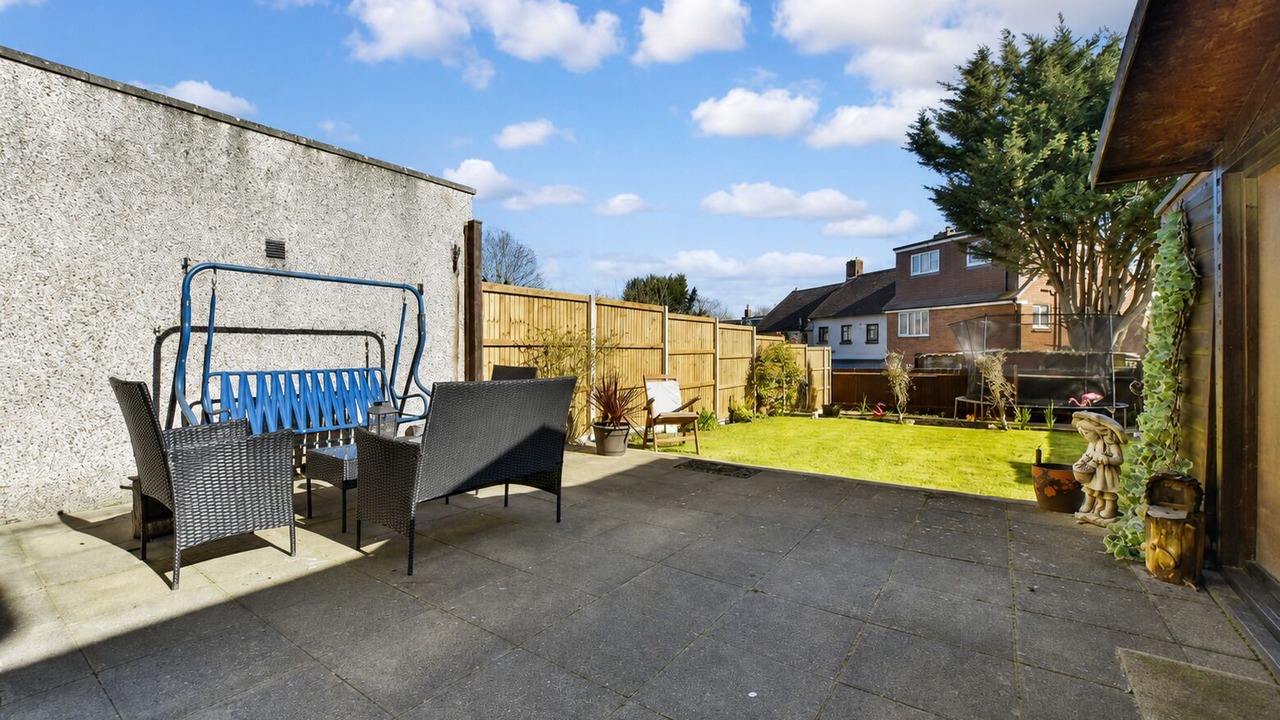 Photo of Patio Balcony in Sutton North
