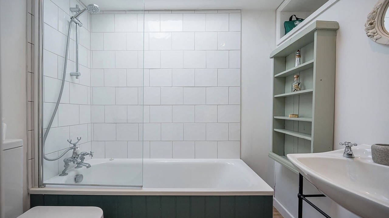Photo of Bathroom in Leiston