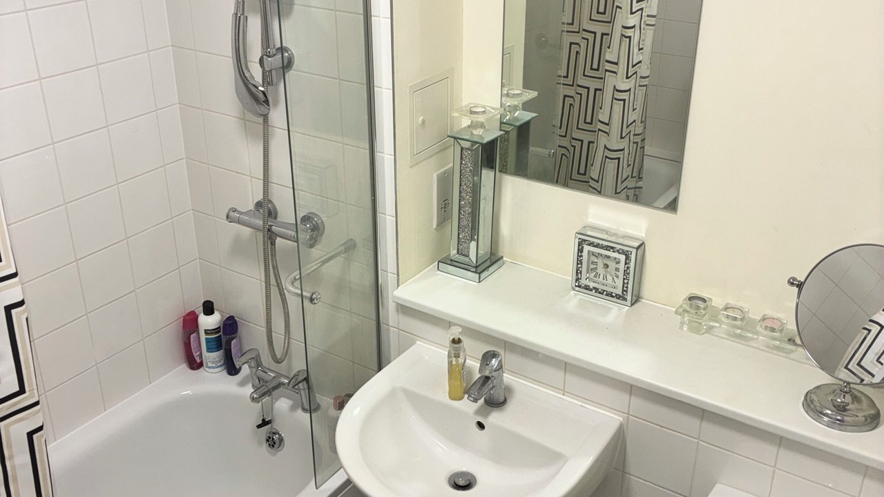 Photo of Bathroom in Goodmayes
