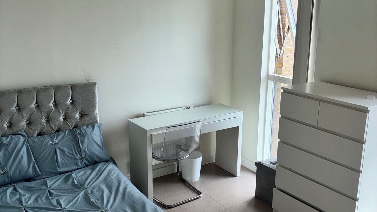 Photo of Bedroom in Goodmayes