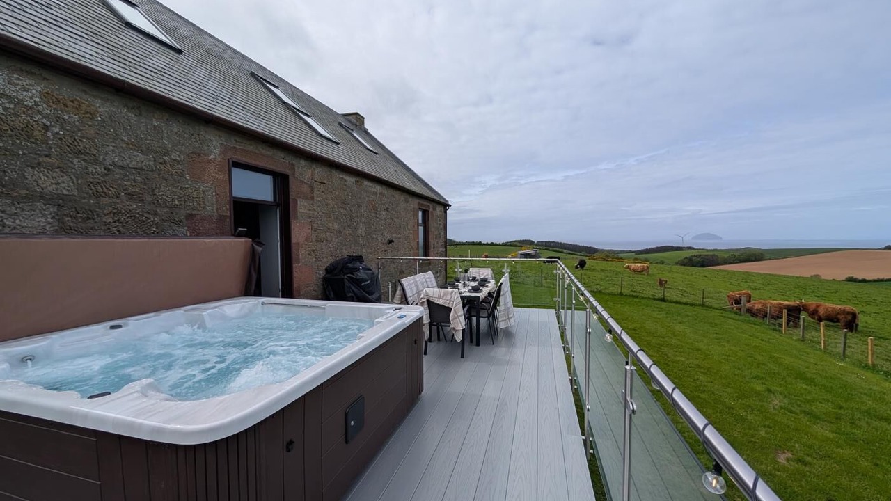 Photo of Patio Balcony in Girvan