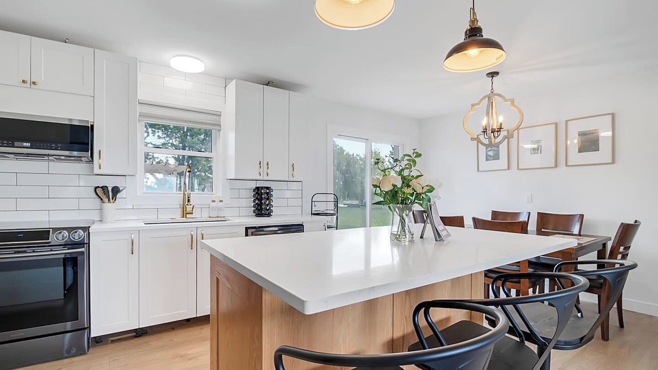 Photo of Kitchen in Pointe aux Roches