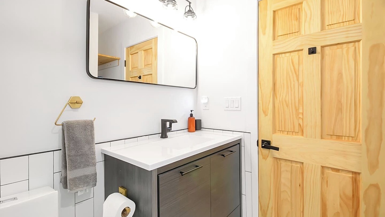 Photo of Bathroom in Pointe aux Roches