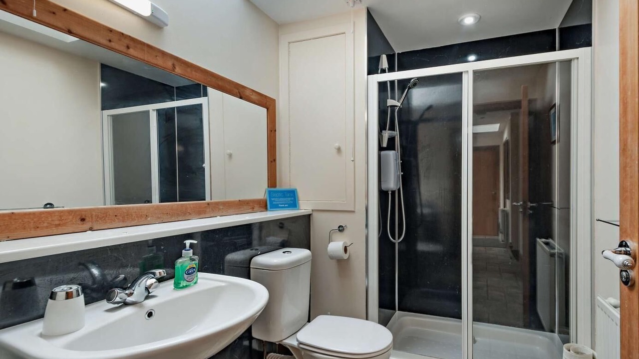 Photo of Bathroom in Saint John's Town of Dalry