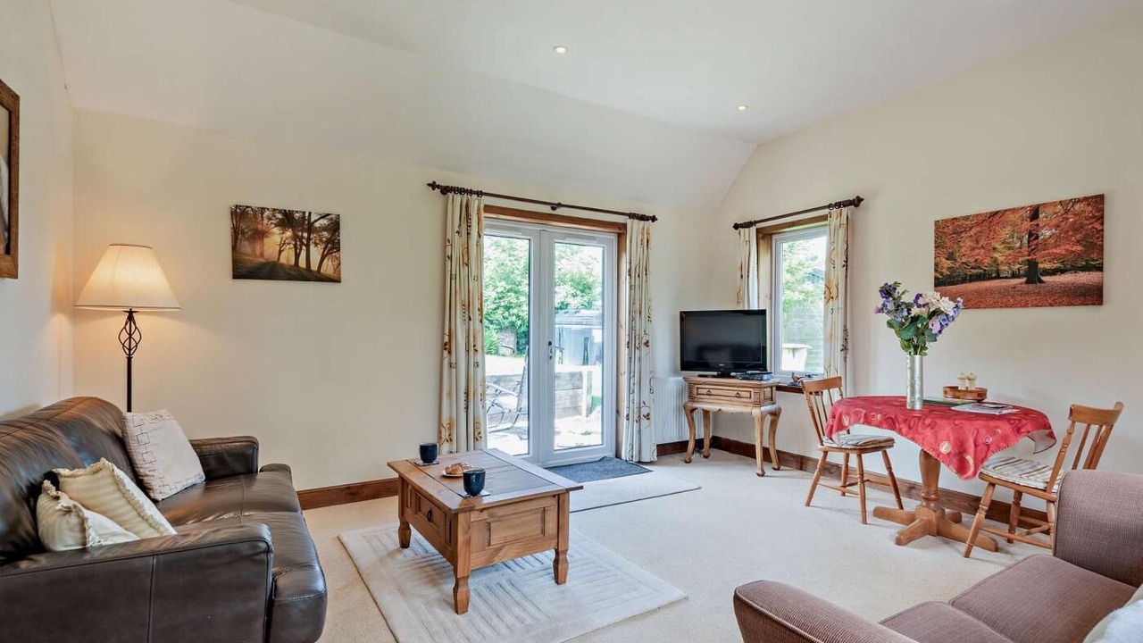 Photo of Livingroom in Saint John's Town of Dalry