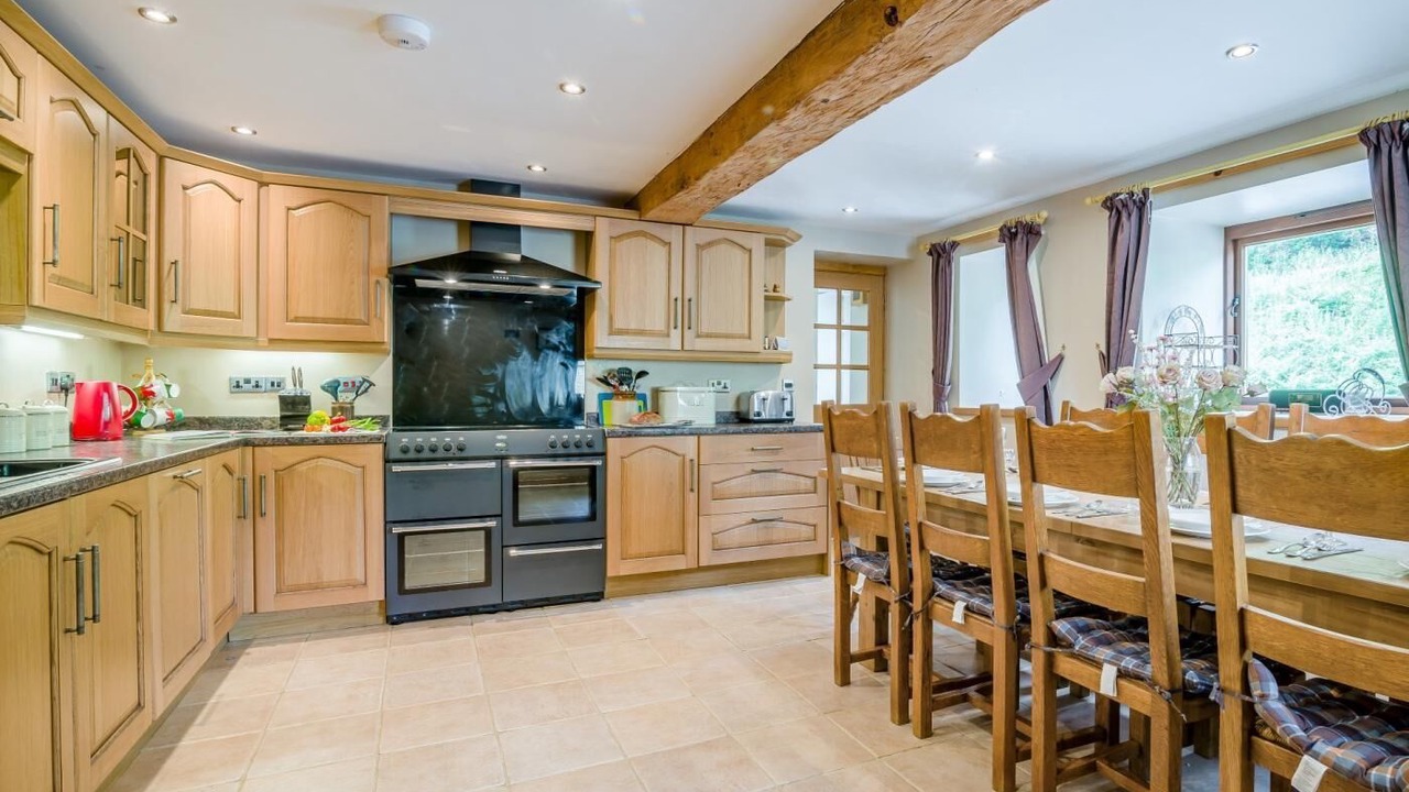 Photo of Kitchen in Llanwrtyd Wells