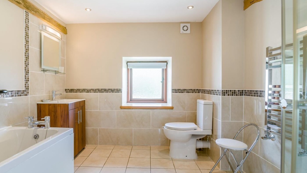 Photo of Bathroom in Llanwrtyd Wells