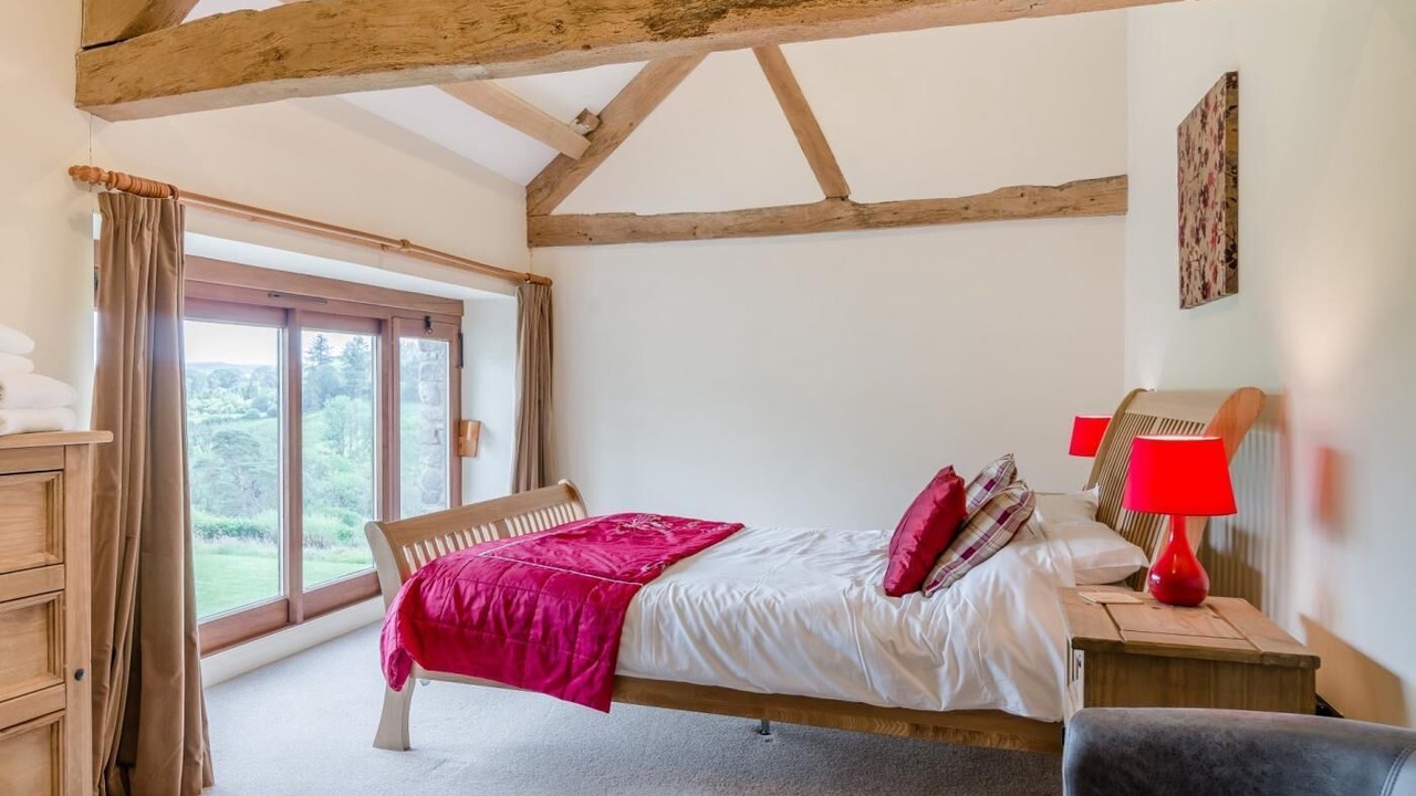Photo of Bedroom in Llanwrtyd Wells
