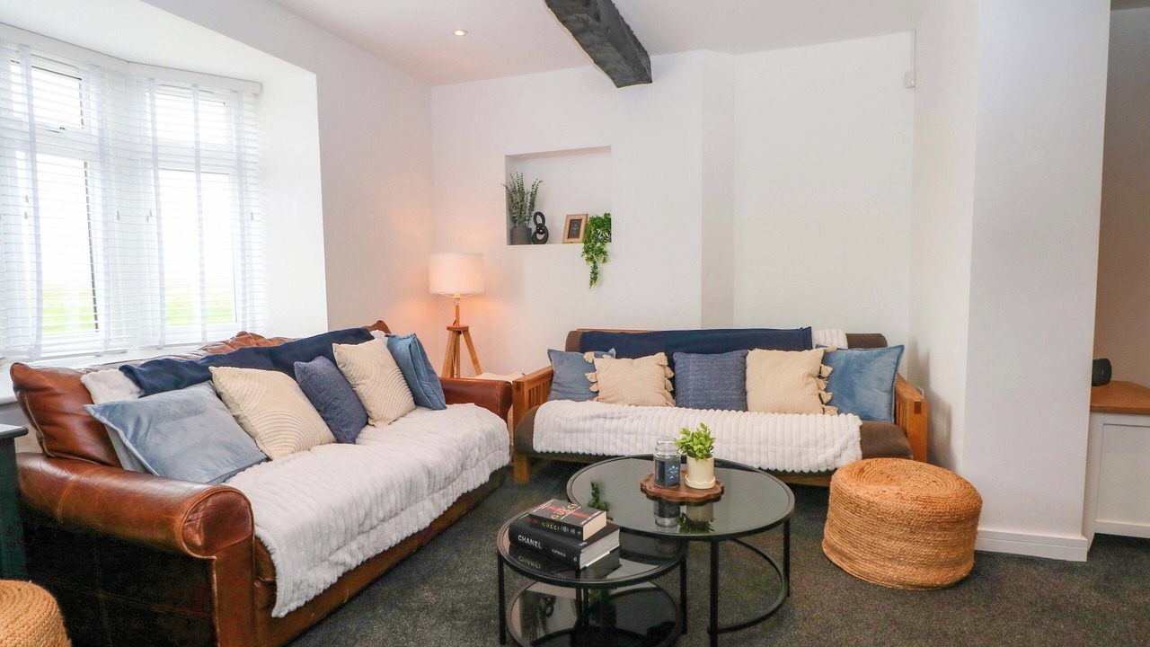 Photo of Livingroom in Parkgate