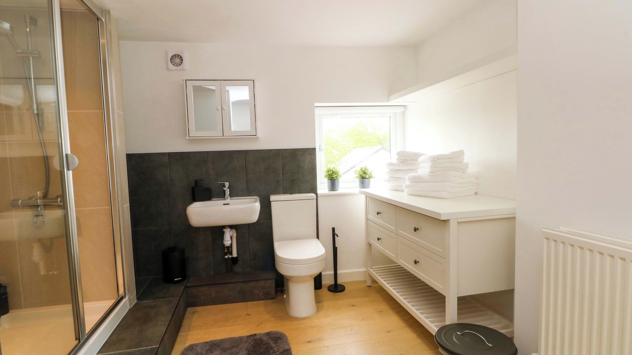 Photo of Bathroom in Parkgate