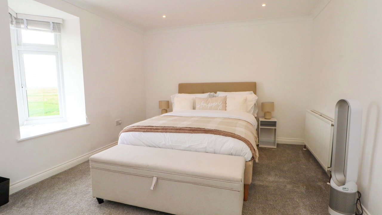 Photo of Bedroom in Parkgate
