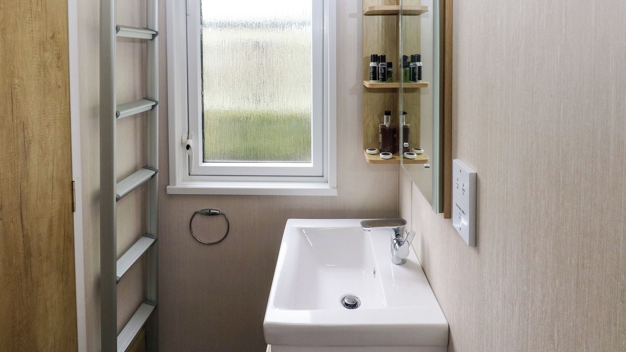 Photo of Bathroom in Ferryside