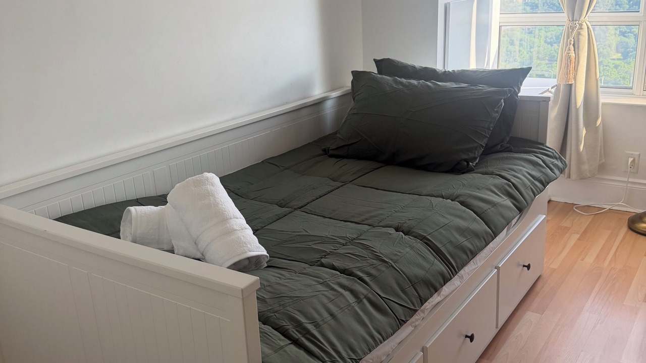 Photo of Bedroom in Willowdale