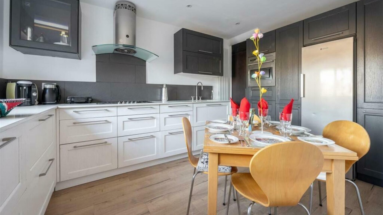 Photo of Kitchen in Church End