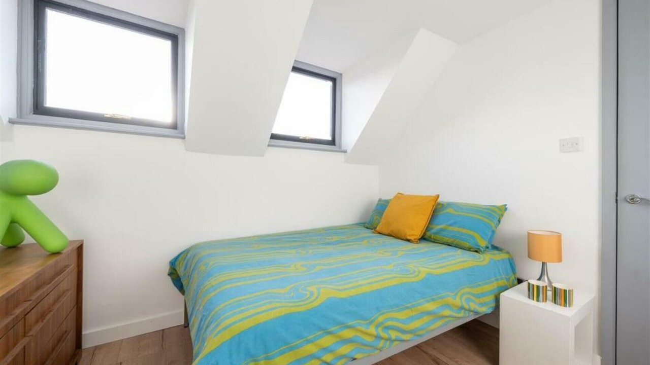 Photo of Bedroom in Church End