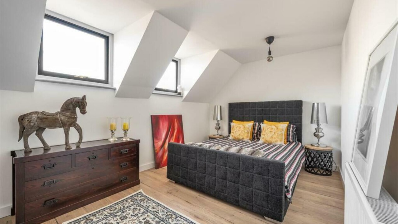 Photo of Bedroom in Church End