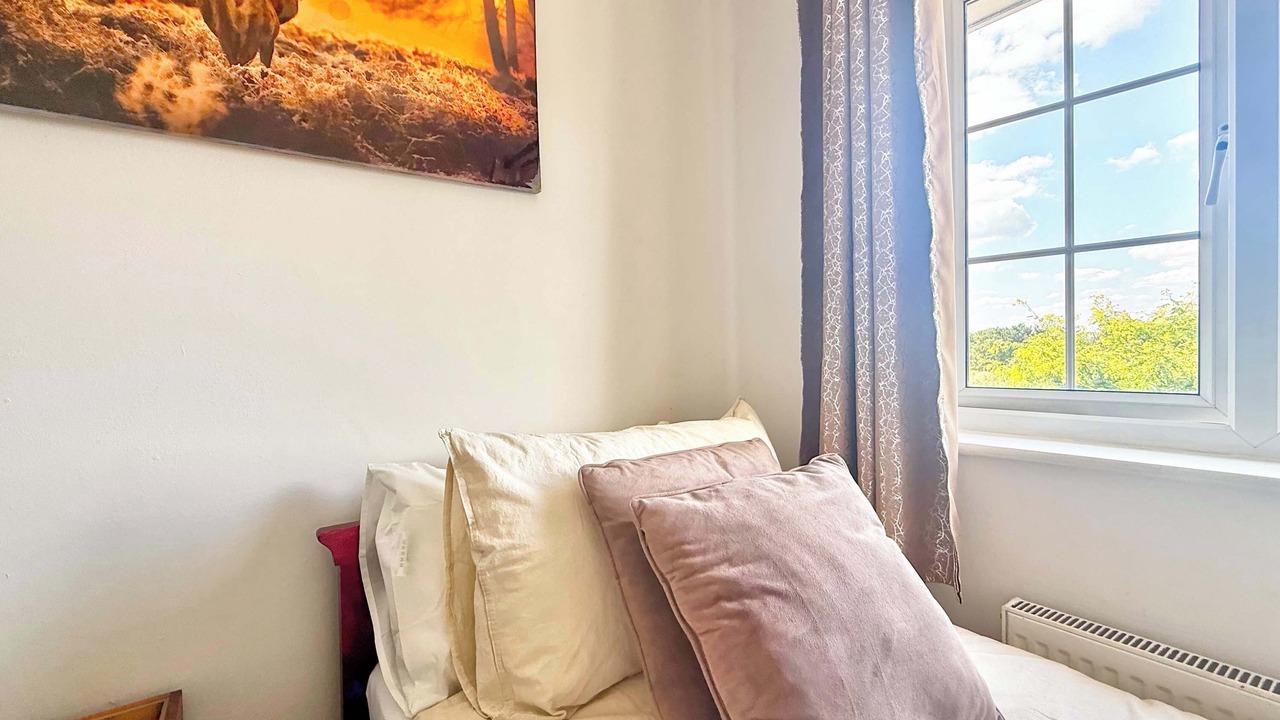 Photo of Bedroom in North Stifford