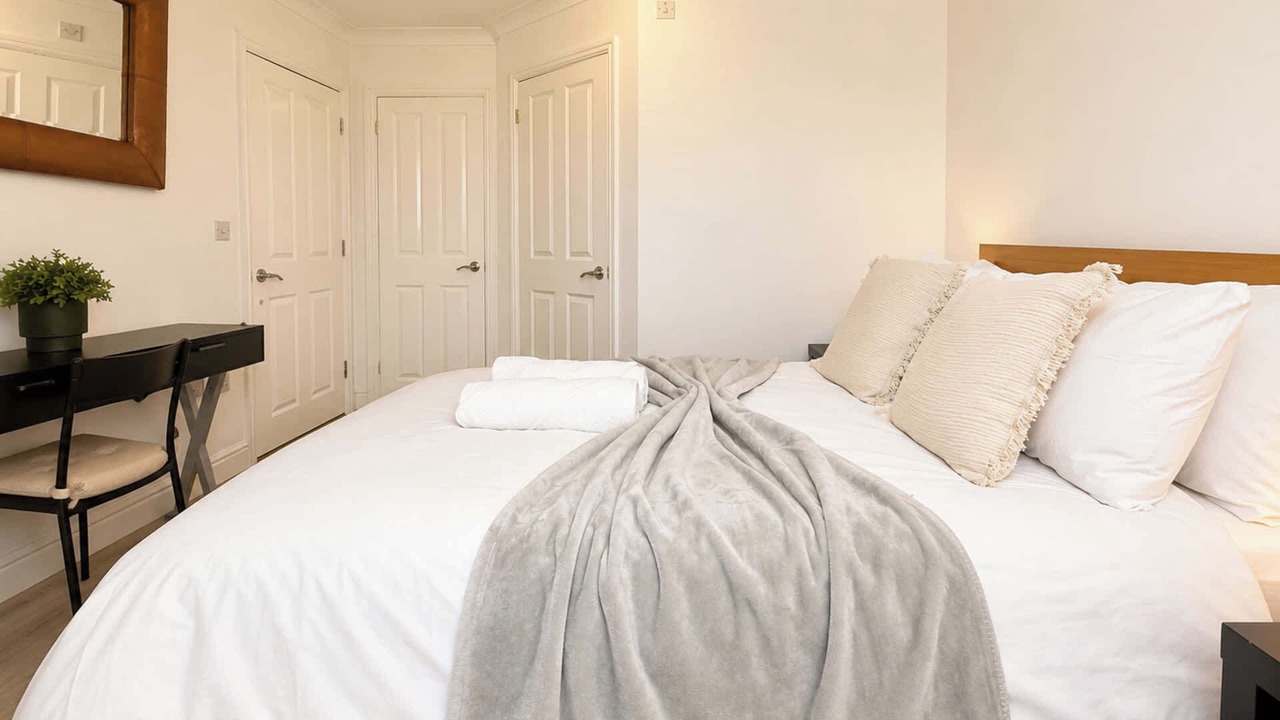 Photo of Bedroom in North Stifford