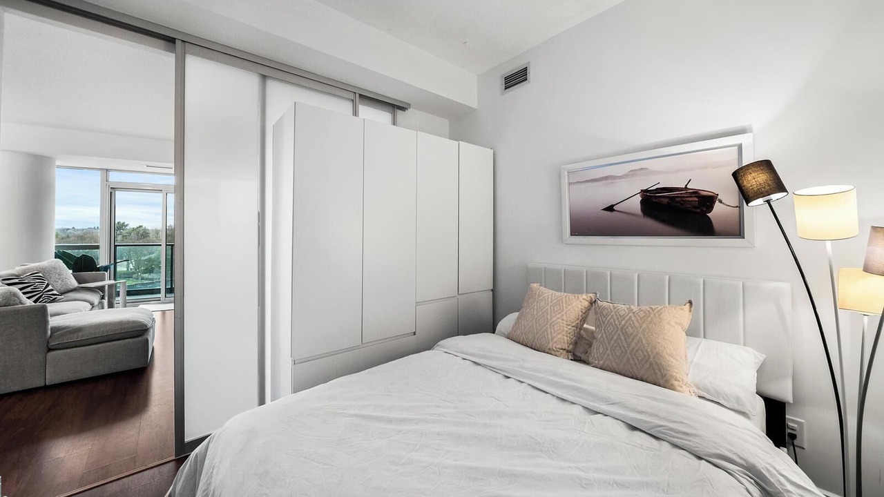 Photo of Bedroom in Thorncliffe Park