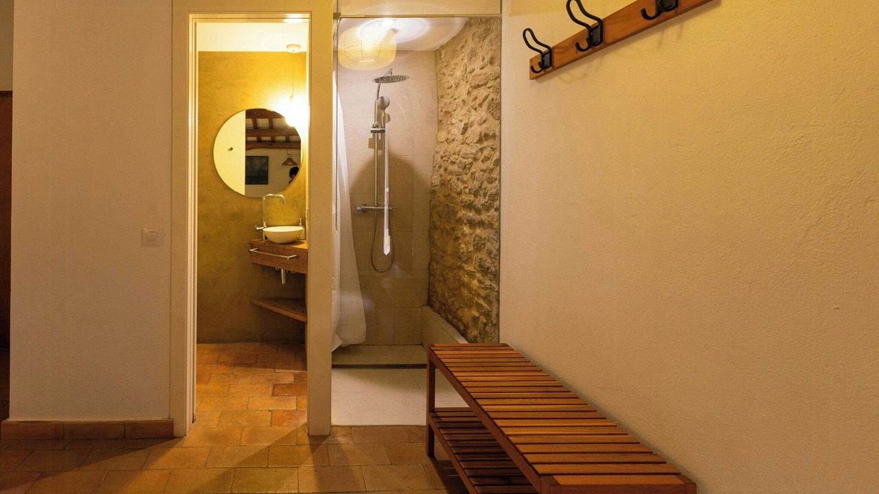 Photo of Bathroom in Celra
