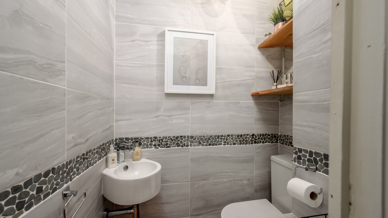 Photo of Bathroom in Longcroft