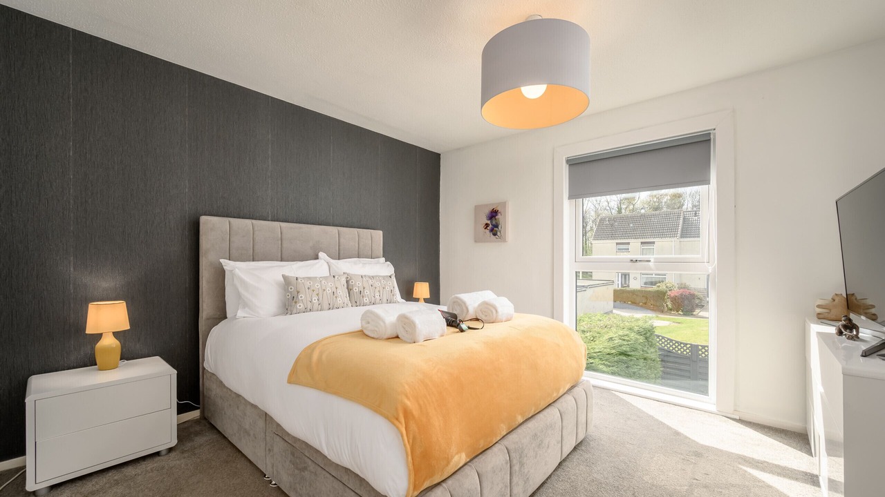 Photo of Bedroom in Longcroft