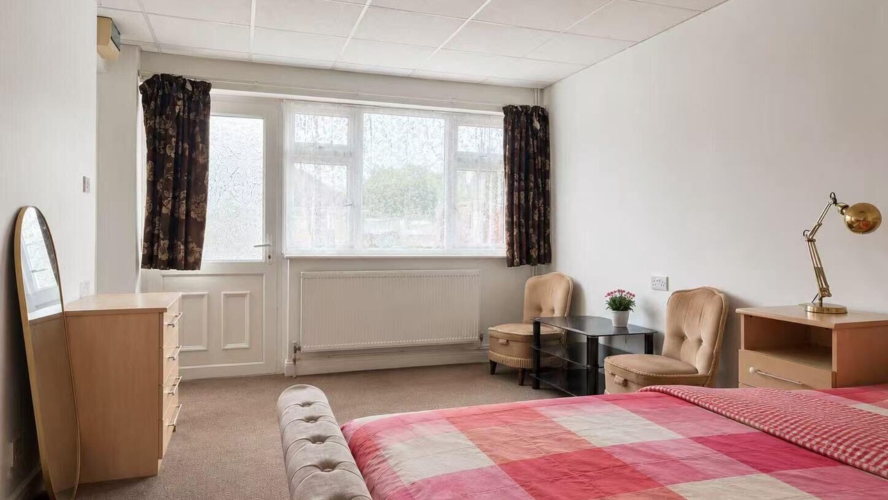 Photo of Bedroom in Stone