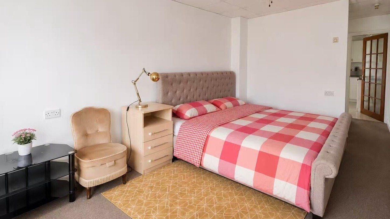 Photo of Bedroom in Stone