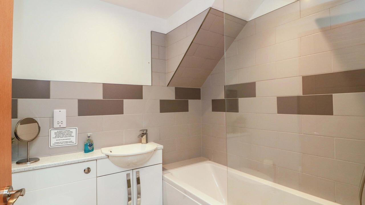 Photo of Bathroom in Drymen