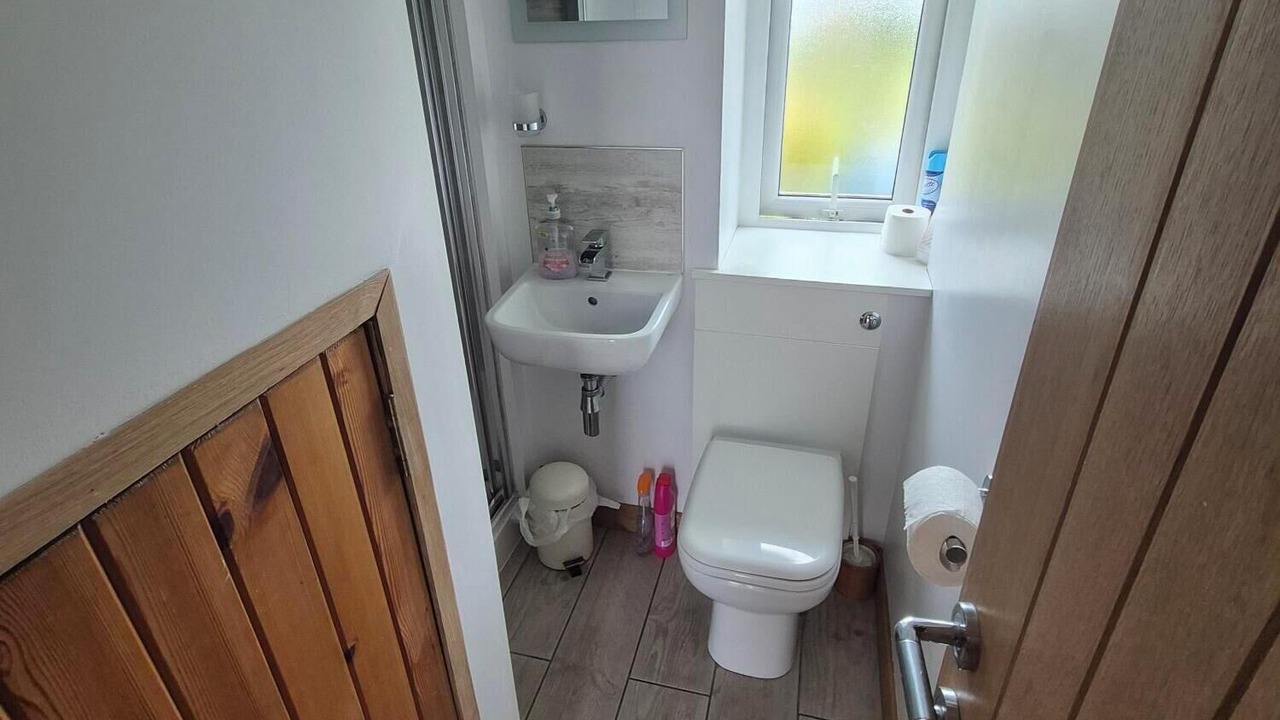 Photo of Bathroom in Salen