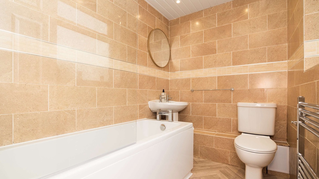 Photo of Bathroom in Dennyloanhead
