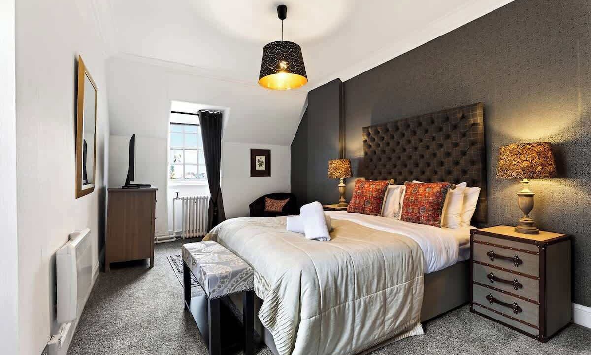 Photo of Bedroom in Paisley