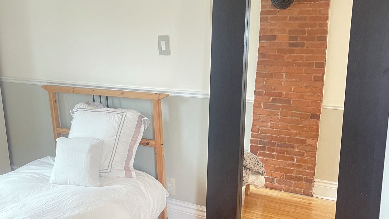 Photo of Bedroom in Greenwood - Coxwell