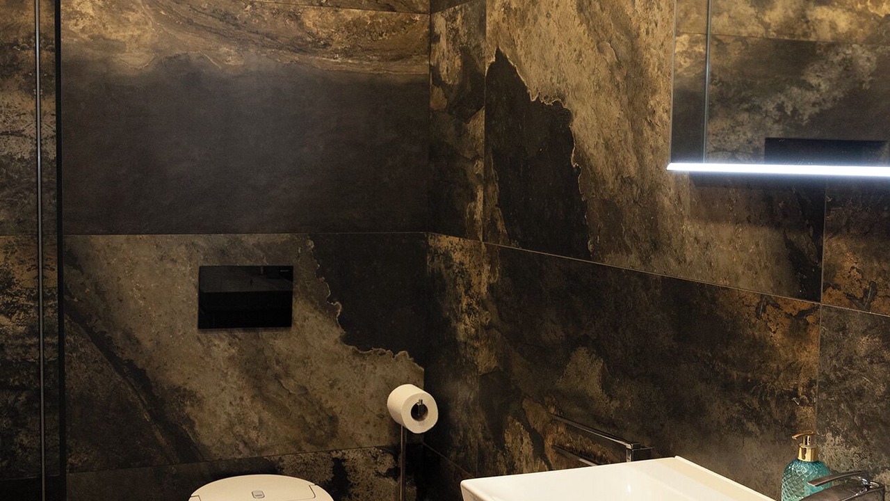 Photo of Bathroom in Cricklewood