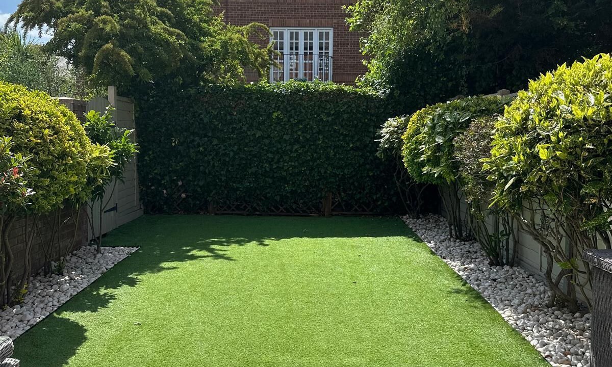 Photo of Outdoor in Cricklewood