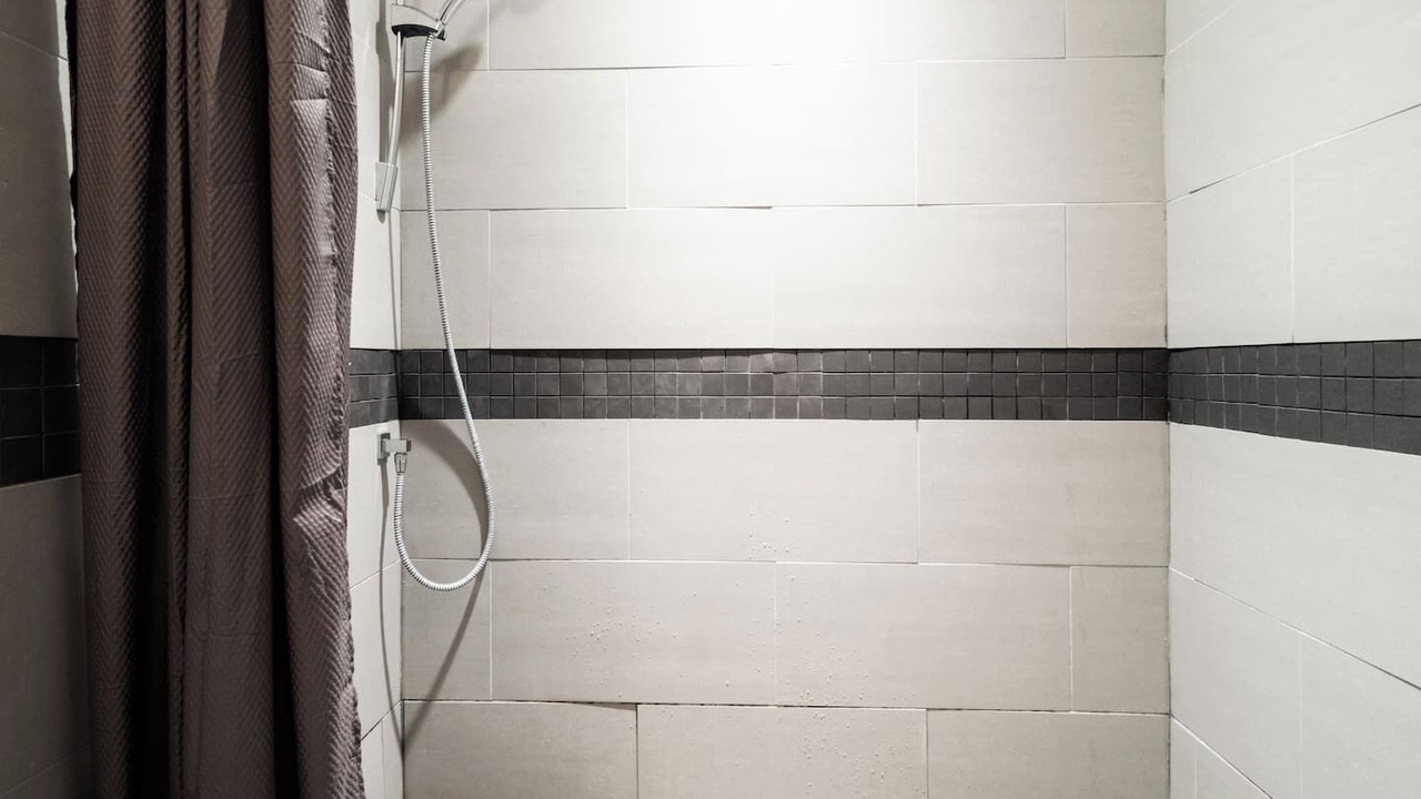 Photo of Bathroom in Woodbine - Lumsden