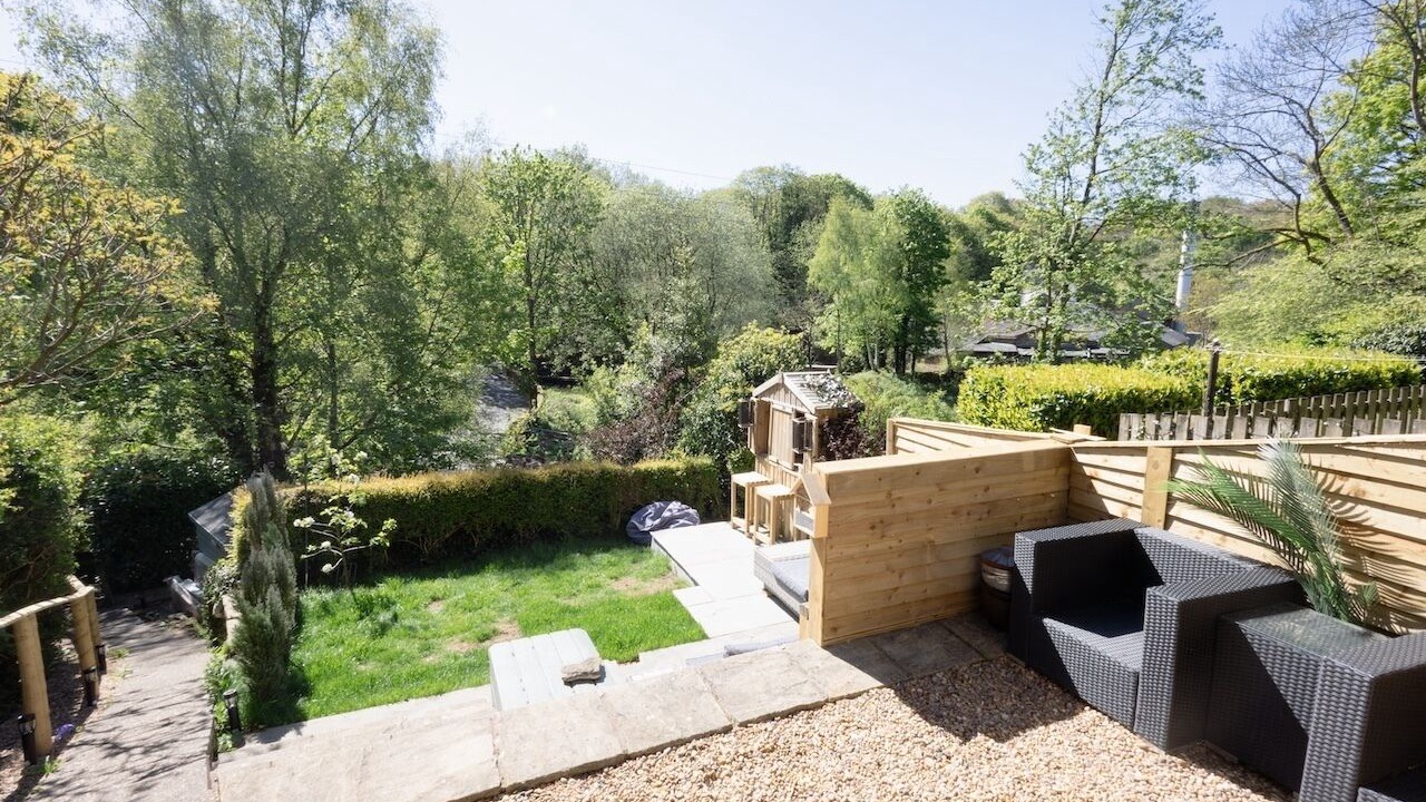 Photo of Outdoor in Honley