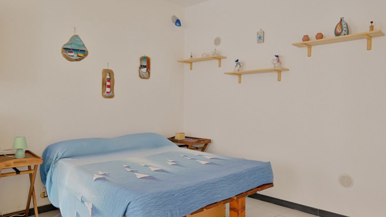Photo of Bedroom in Manarola